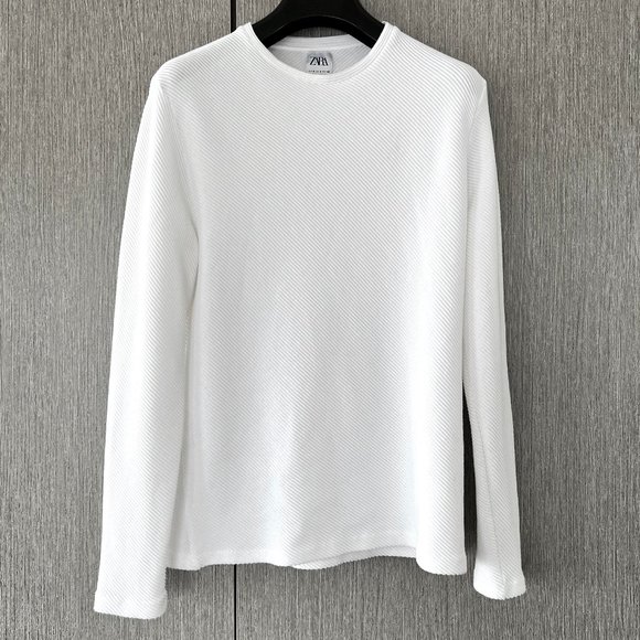 Zara White Textured Long-Sleeve Crewneck - Size Medium - Picture 1 of 6